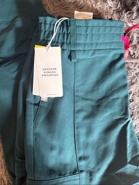 FIGS Teal Drawstring Cargo Jogger Pants